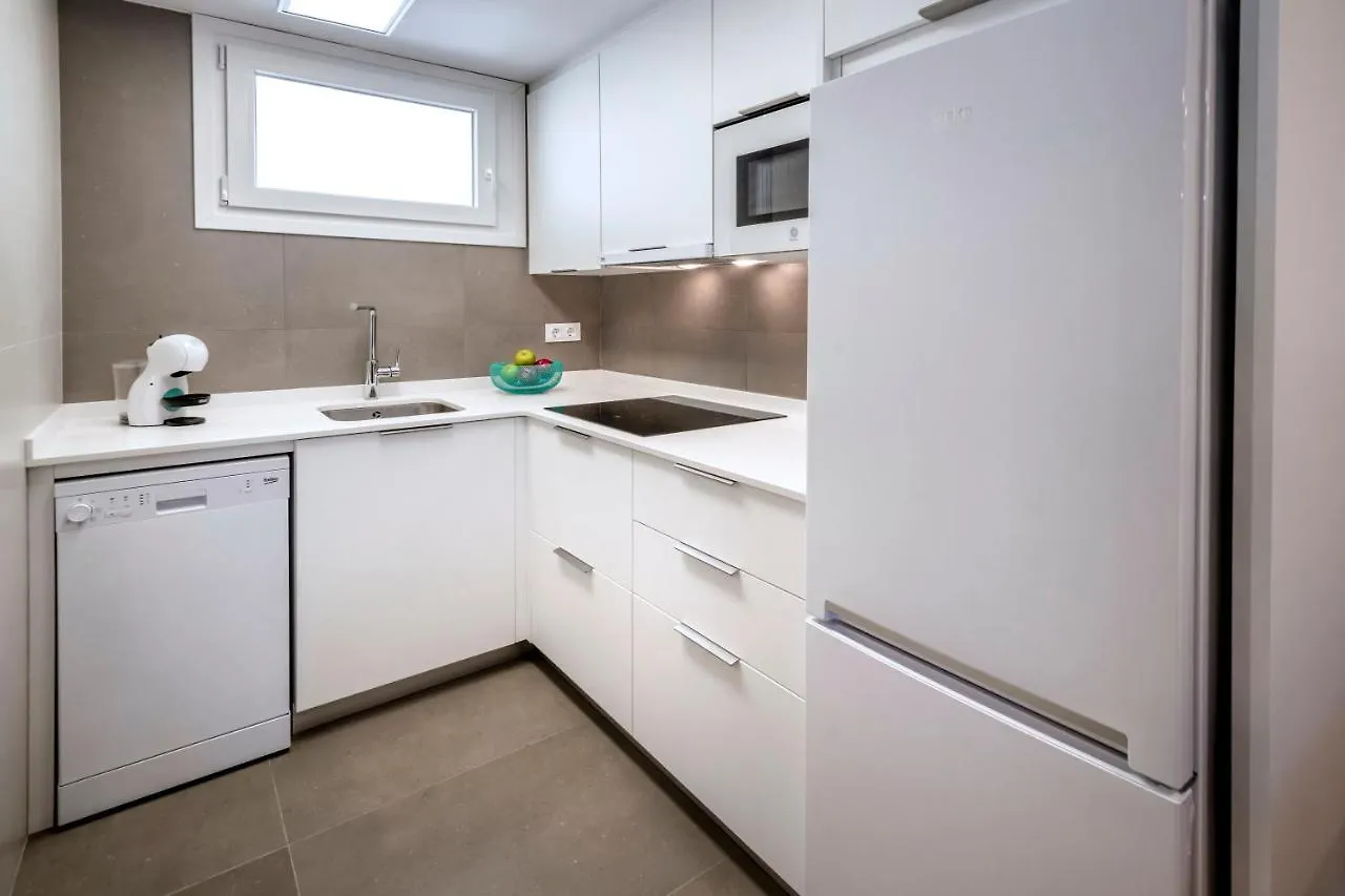 Rentalmar Salou Playa Family Suites & Pool 0*,
