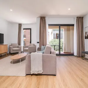 Limehome Barcelona Placa Pirineus Appartement